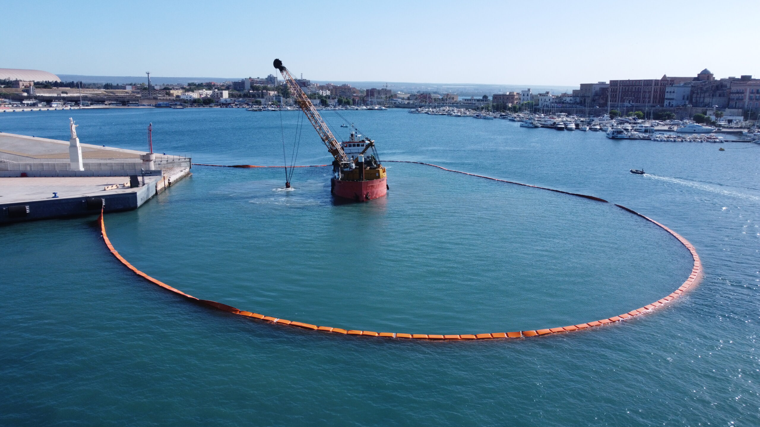La-Dragaggi-Srl-Dragaggi-portuali-Taranto-2024